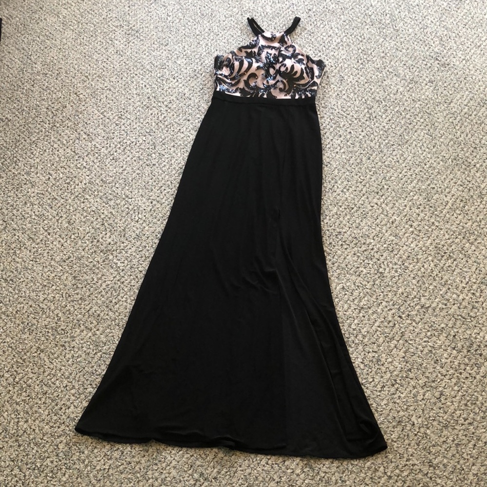 Morgan & Co prom dress - Picture 7 of 12